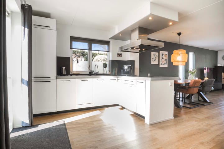 Foto 11 van Middellaan 102