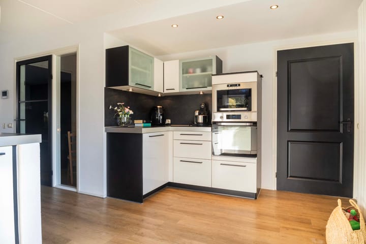 Foto 13 van Middellaan 102