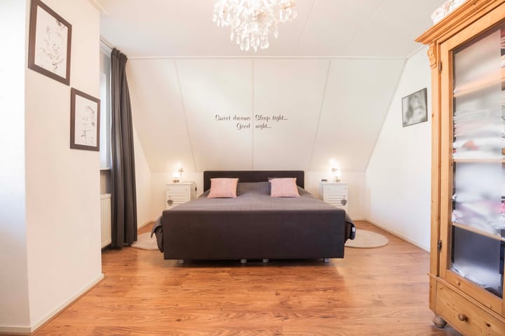 Foto 22 van Middellaan 102