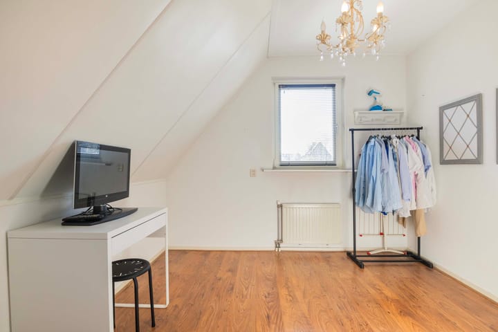 Foto 27 van Middellaan 102