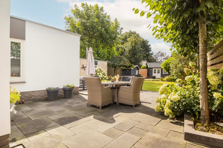 Foto 31 van Middellaan 102