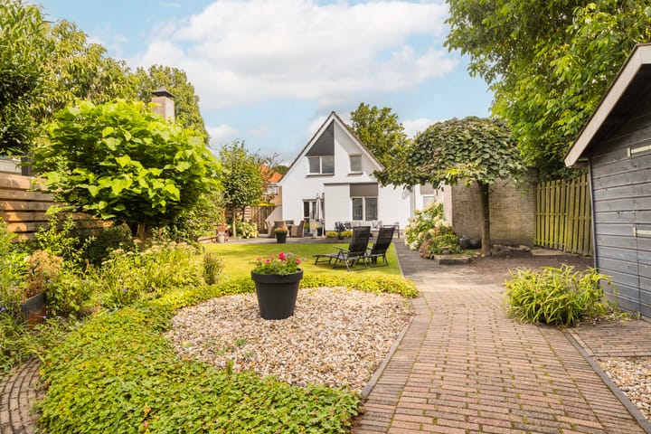 Foto 36 van Middellaan 102