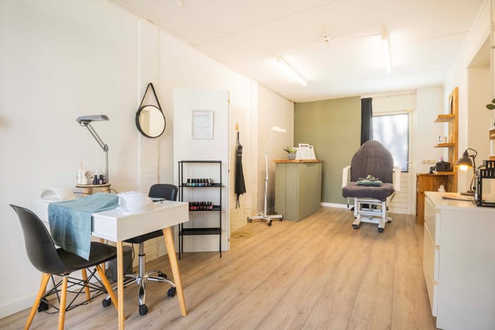 Foto 40 van Middellaan 102