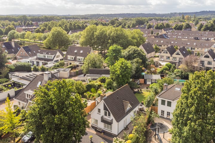 Foto 43 van Middellaan 102