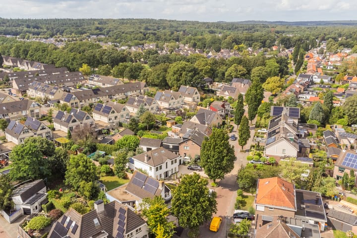 Foto 44 van Middellaan 102