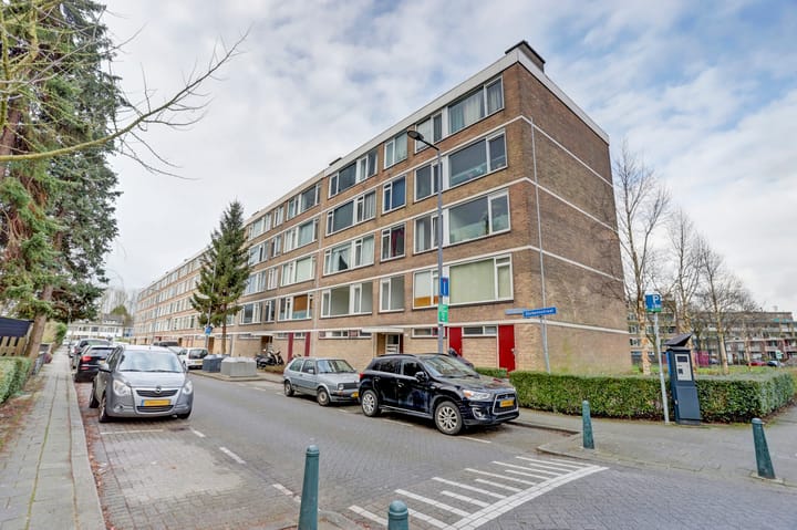 Foto 5 van Dickensstraat 9