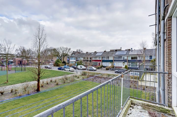 Foto 9 van Dickensstraat 9