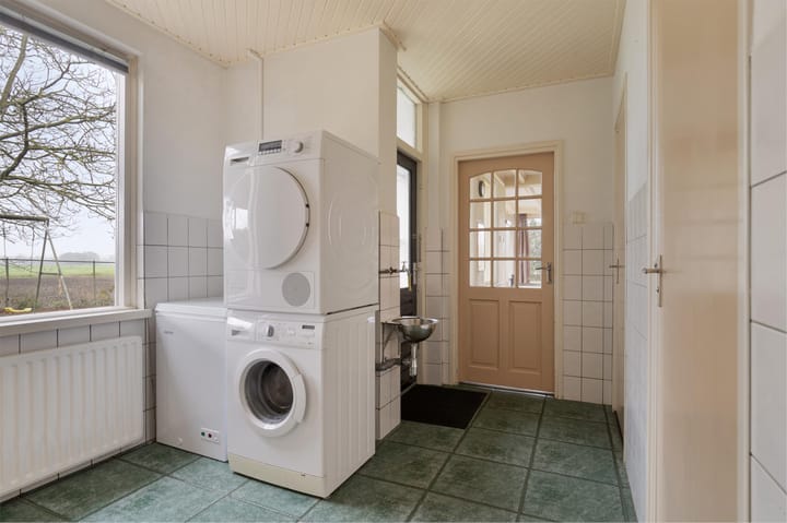 Foto 12 van Den Aard 2