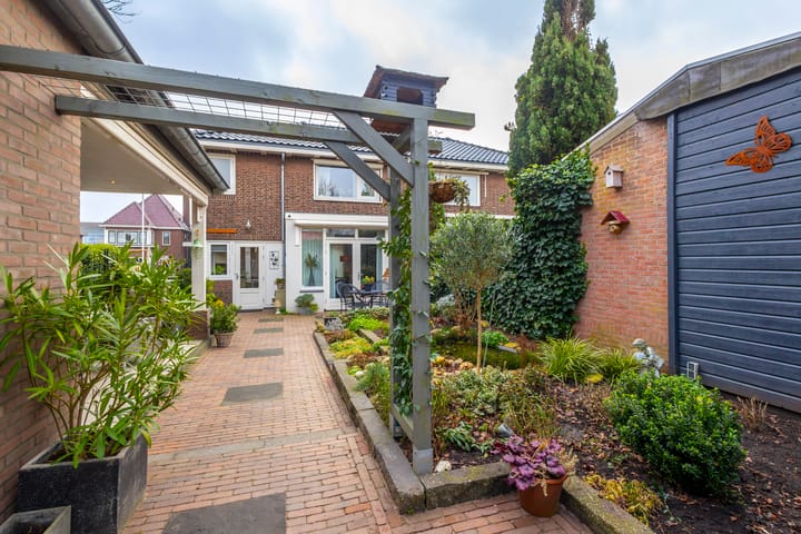 Foto 25 van Merwestraat 15