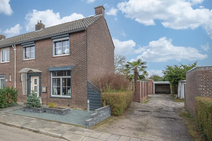 Foto 28 van Dominicus Werdenstraat 35