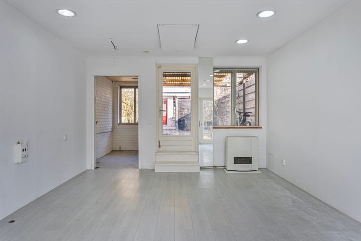 Foto 37 van Bresstraat 32