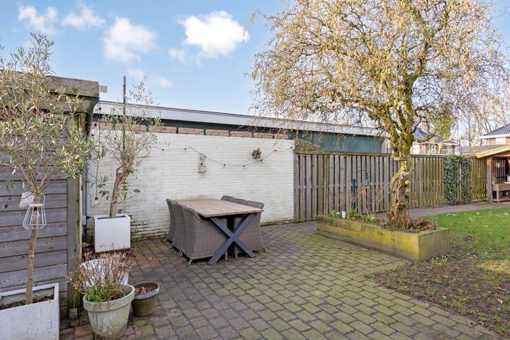 Foto 35 van Baron Mackaystraat 10