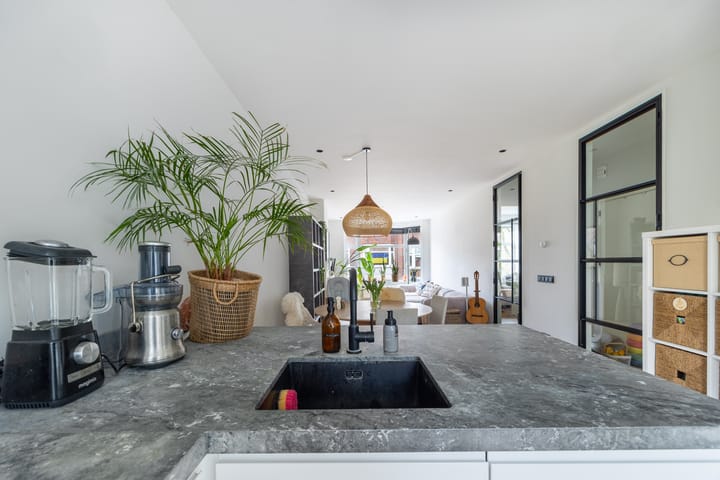 Foto 9 van Stuyvesantstraat 251