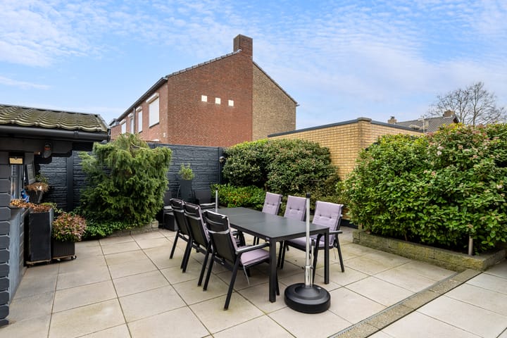 Foto 21 van Mispelboom 16