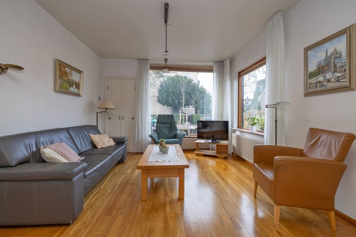 Foto 8 van C. Evertsenstraat 86