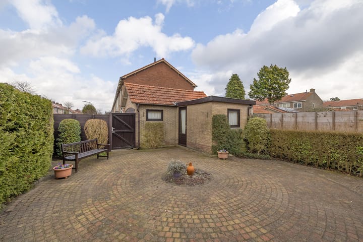 Foto 25 van C. Evertsenstraat 86