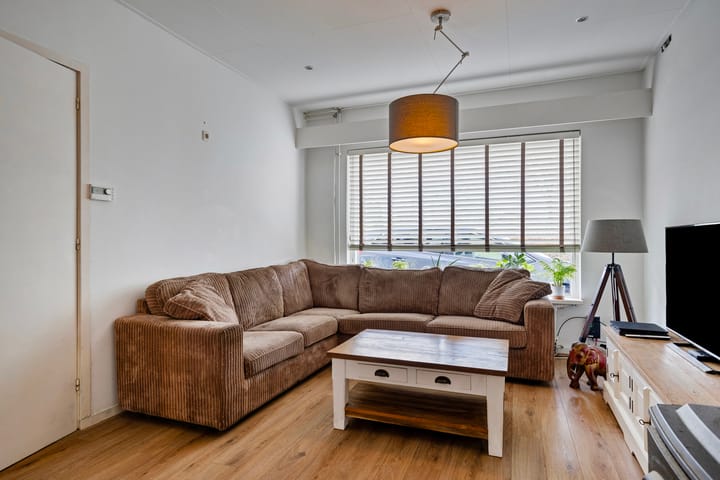 Foto 2 van Postillonstraat 58