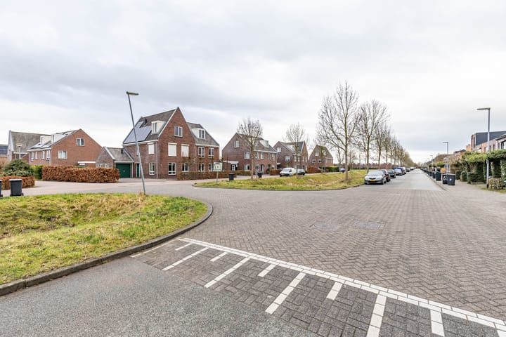 Foto 55 van Joeswerd 53