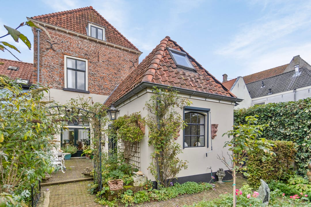 Foto 41 van Heerenstraat 16