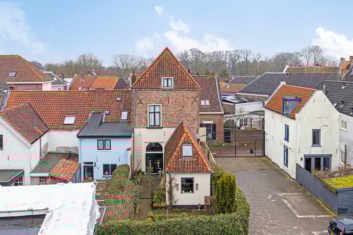 Foto 43 van Heerenstraat 16