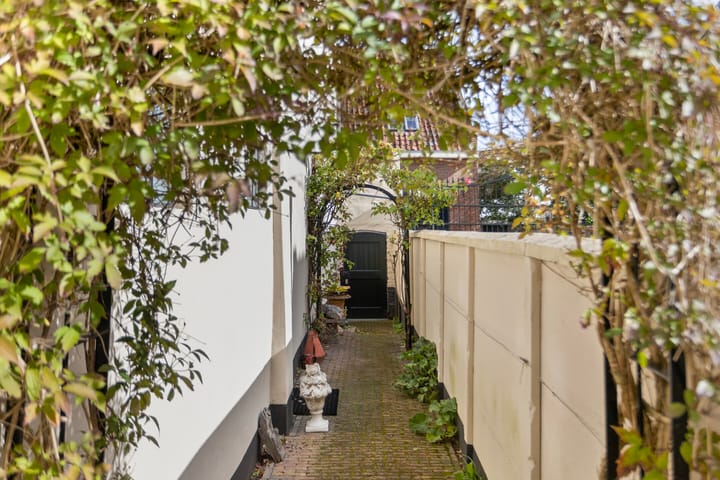 Foto 49 van Heerenstraat 16