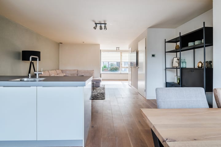 Foto 10 van Clara Wichmannstraat 18