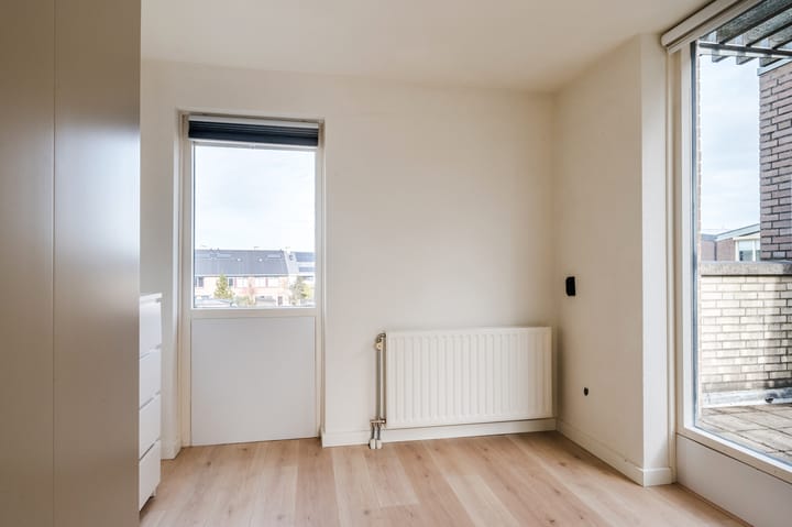 Foto 22 van Clara Wichmannstraat 18