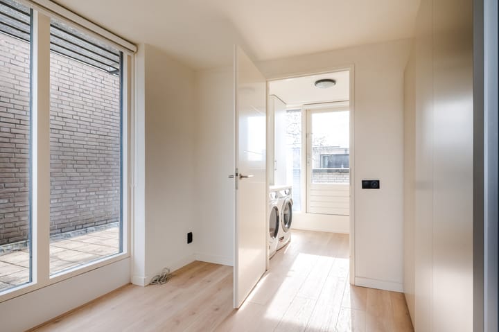 Foto 23 van Clara Wichmannstraat 18