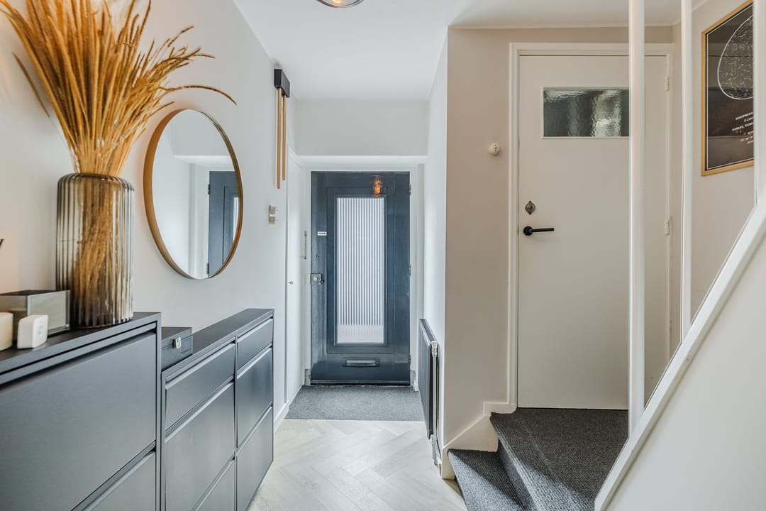 Photo 8 of van Limburg Stirumstraat 79