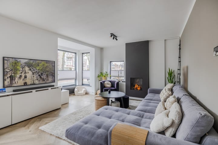 Foto 9 van van Limburg Stirumstraat 79