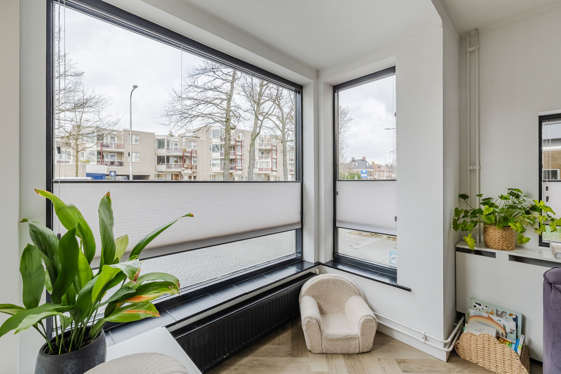 Photo 12 of van Limburg Stirumstraat 79