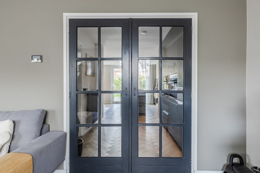 Photo 16 of van Limburg Stirumstraat 79