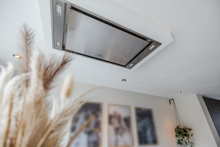 Foto 28 van van Limburg Stirumstraat 79