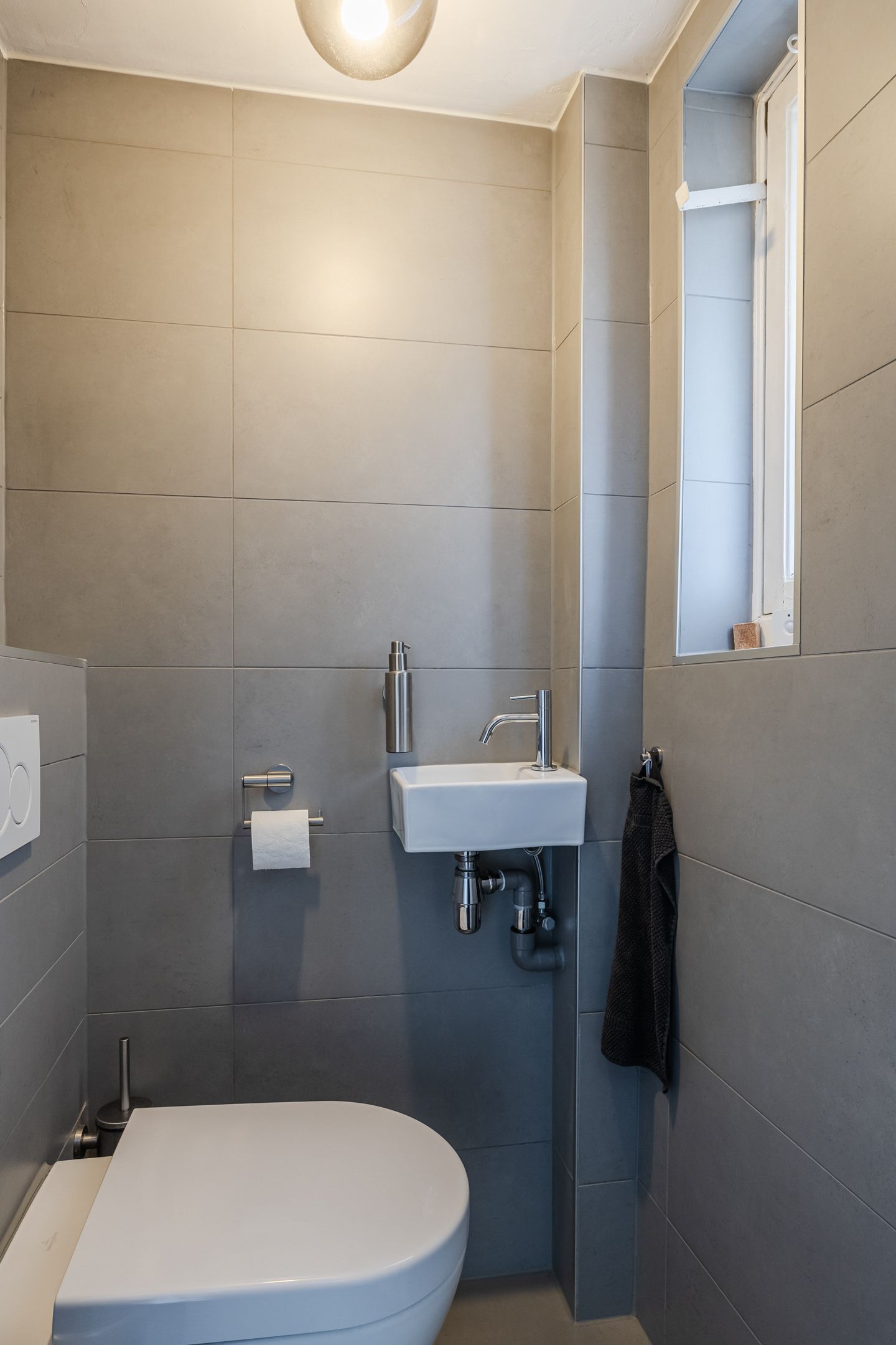 Photo 30 of van Limburg Stirumstraat 79