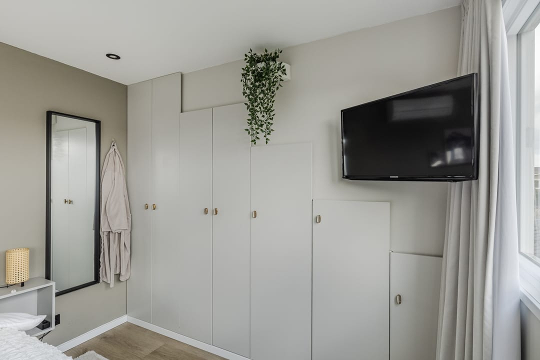 Photo 43 of van Limburg Stirumstraat 79