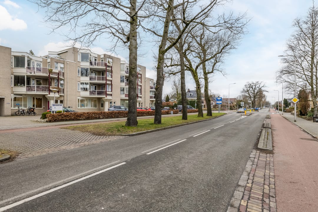 Photo 67 of van Limburg Stirumstraat 79