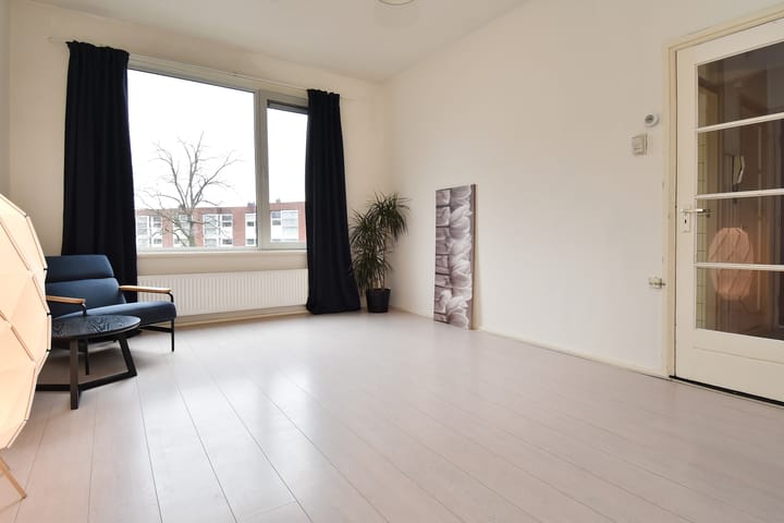 Foto 1 van Woudenbergstraat 125