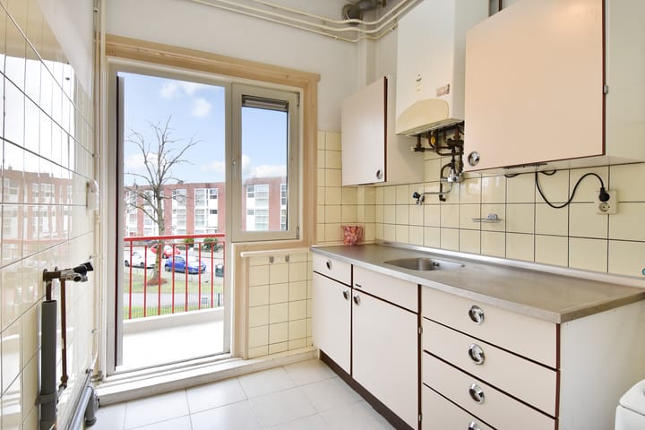 Foto 3 van Woudenbergstraat 125