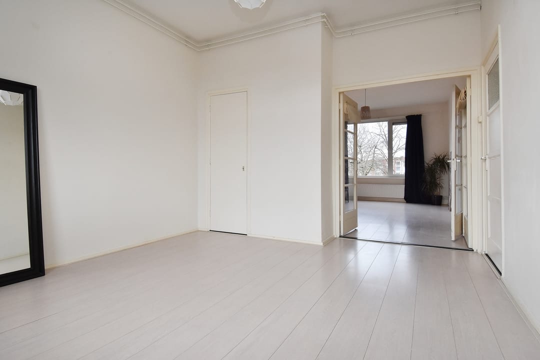 Foto 7 van Woudenbergstraat 125