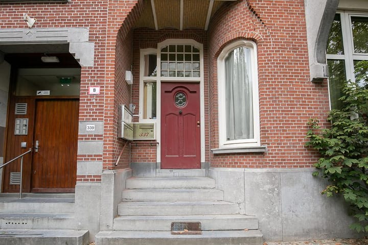 Photo 4 of Mathenesserlaan 337-D