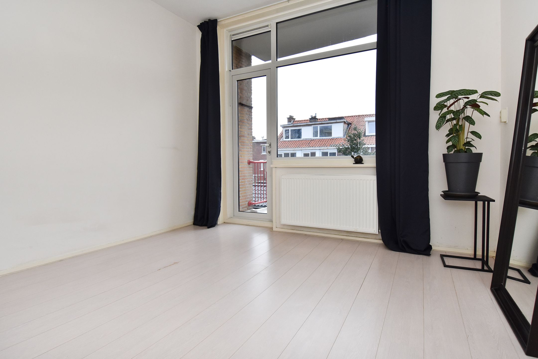 Foto 15 van Woudenbergstraat 125