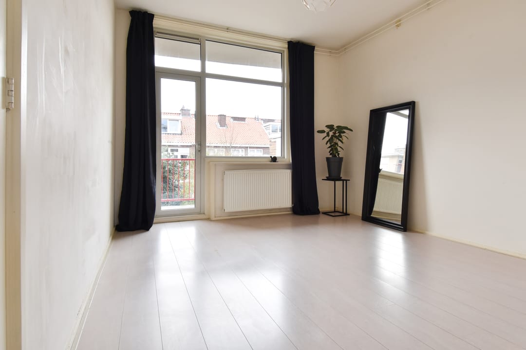 Foto 16 van Woudenbergstraat 125