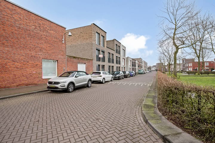 Foto 37 van Hoornplantsoen 48