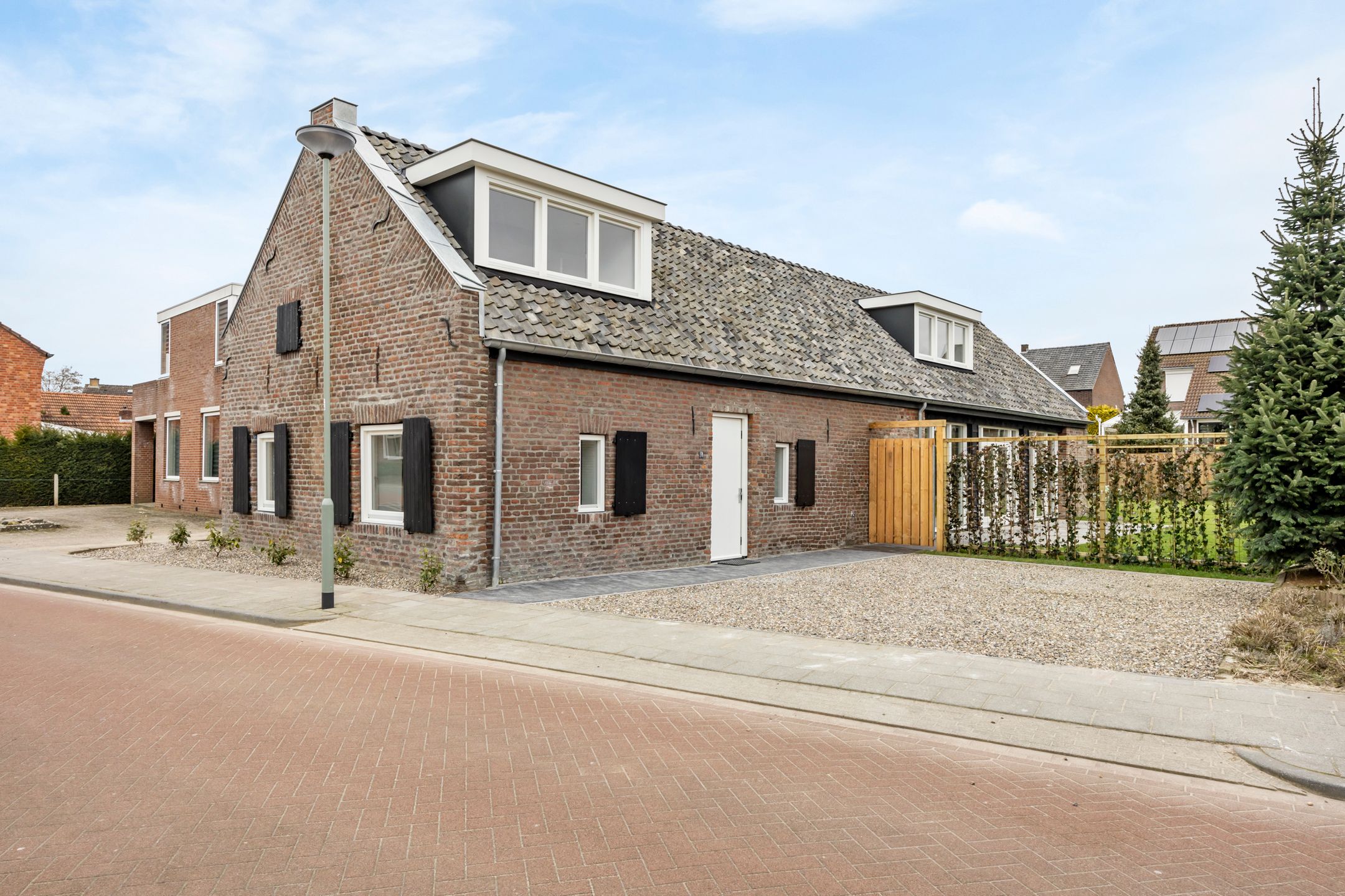 Photo 42 of Burgemeester Geradtsstraat 16