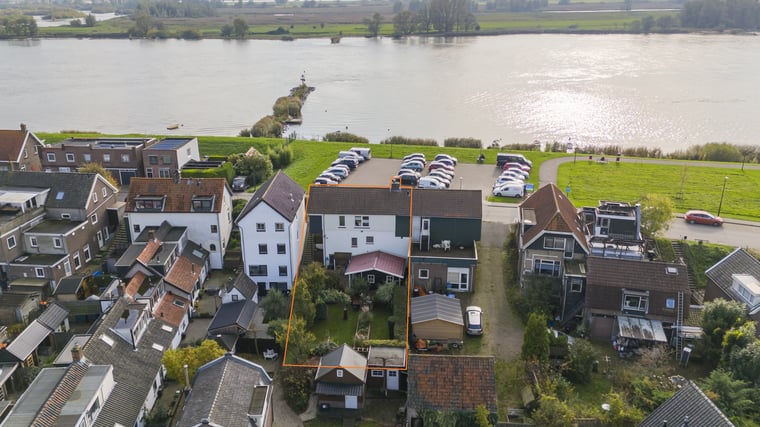 Rivierdijk 716 main image