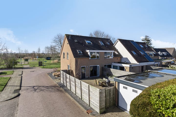 Foto 2 van Zeino van Burmaniastrjitte 15