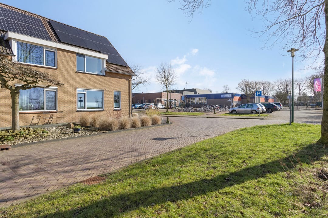 Foto 8 van Zeino van Burmaniastrjitte 15