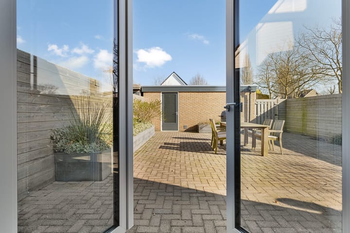 Foto 17 van Zeino van Burmaniastrjitte 15