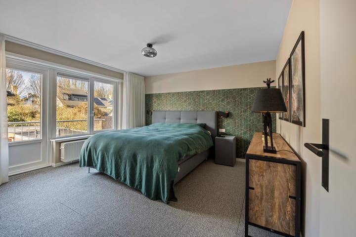 Foto 15 van Valkenierslaan 10