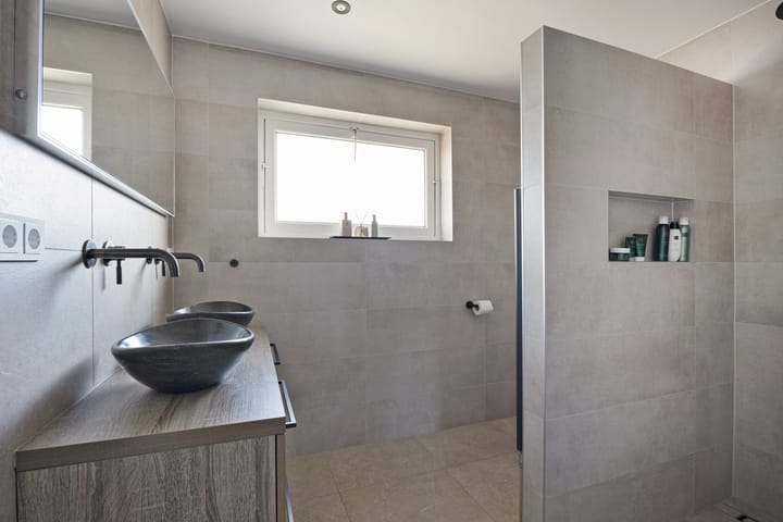 Foto 17 van Valkenierslaan 10